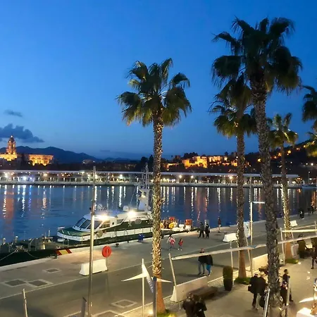 Kawaii Beachfront Malagueta